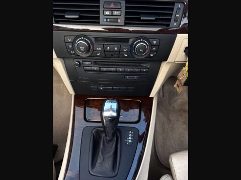 BMW 3 Series 3.0 325i M Sport Auto 2dr 42