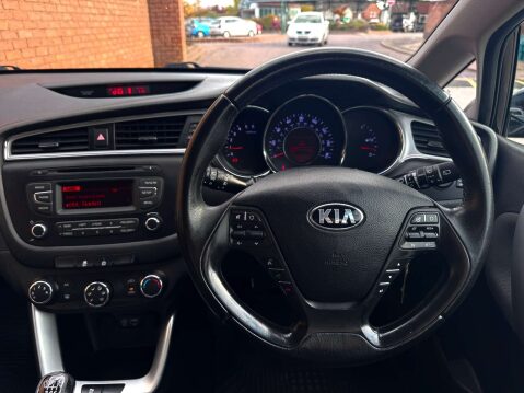 Kia Ceed 1.6 Ceed 2 ISG CRDi 5dr 24