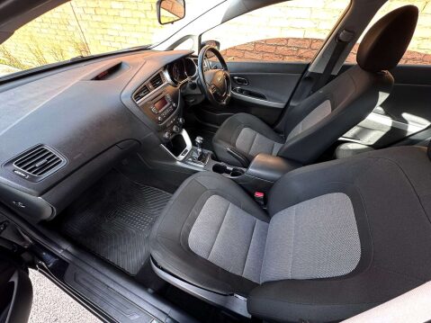 Kia Ceed 1.6 Ceed 2 ISG CRDi 5dr 30