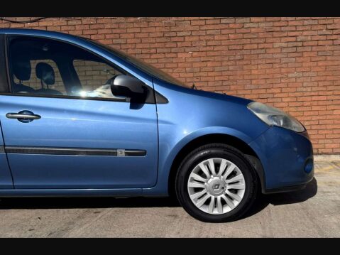 Renault Clio 1.1 Clio I-Music TCE 5dr 17