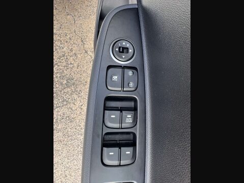 Hyundai i10 1.0 I10 SE 5dr 29