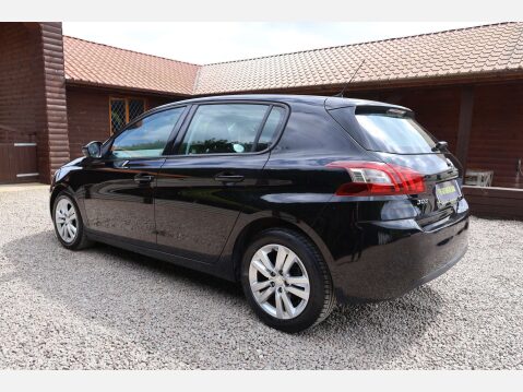 Peugeot 308 1.6 308 Active HDi Blue S/S 5dr 9