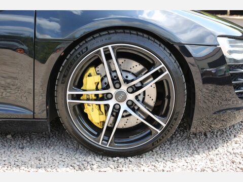Audi R8 4.2 R8 4.2 Quattro 4WD 2dr 31