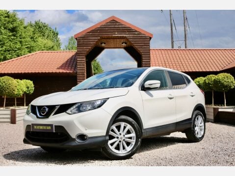 Nissan Qashqai 1.5 Qashqai Acenta Premium dCi 5dr 8