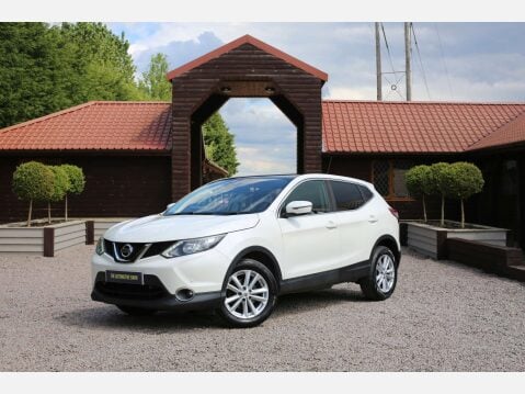 Nissan Qashqai 1.5 Qashqai Acenta Premium dCi 5dr 7