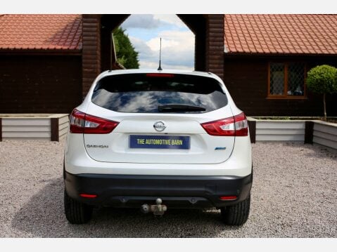 Nissan Qashqai 1.5 Qashqai Acenta Premium dCi 5dr 10