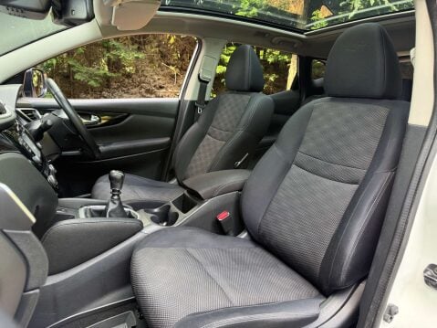 Nissan Qashqai 1.5 Qashqai Acenta Premium dCi 5dr 28