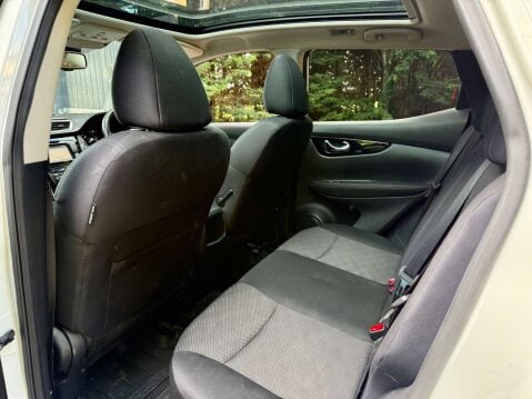 Nissan Qashqai 1.5 Qashqai Acenta Premium dCi 5dr 41