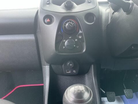 Peugeot 108 1.0 Access Euro 6 3dr 9