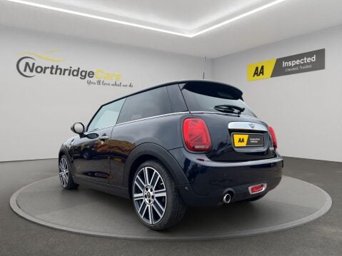 Mini Hatch 1.5 Cooper Exclusive Euro 6 (s/s) 3dr 4