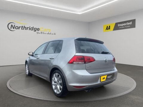 Volkswagen Golf 2.0 TDI BlueMotion Tech GT DSG Euro 5 (s/s) 5dr 3