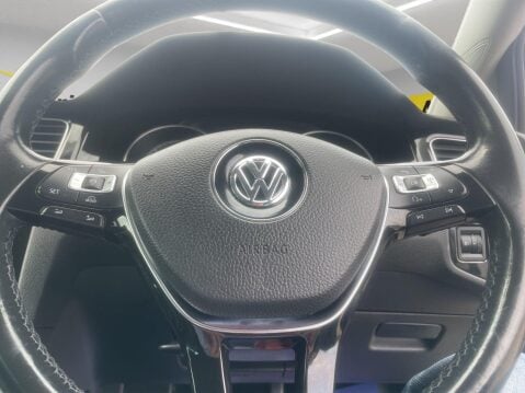 Volkswagen Golf 2.0 TDI BlueMotion Tech GT DSG Euro 5 (s/s) 5dr 29