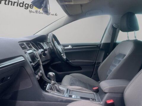 Volkswagen Golf 2.0 TDI BlueMotion Tech GT DSG Euro 5 (s/s) 5dr 31