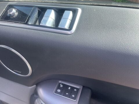 Land Rover Range Rover Sport 3.0 SD V6 HSE Auto 4WD Euro 6 (s/s) 5dr 12