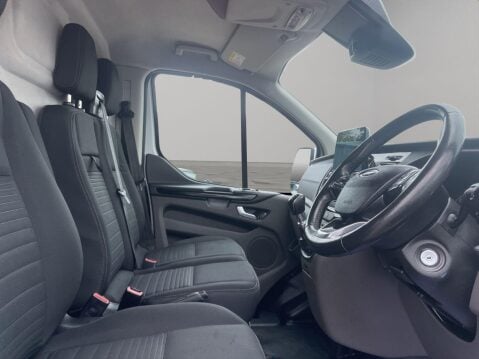 Ford Transit Custom 2.0 340 EcoBlue MHEV Limited L1 H1 Euro 6 (s/s) 5dr 8
