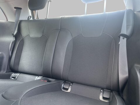 Vauxhall Adam 1.2i Griffin Euro 6 3dr 9