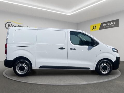 Vauxhall Vivaro 2.0 Turbo D 3100 Dynamic L1 H1 Euro 6 (s/s) 6dr 6