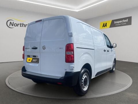Vauxhall Vivaro 2.0 Turbo D 3100 Dynamic L1 H1 Euro 6 (s/s) 6dr 7