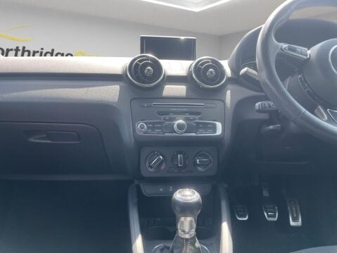 Audi A1 1.4 TFSI S line Sportback Euro 6 (s/s) 5dr (Nav) 9