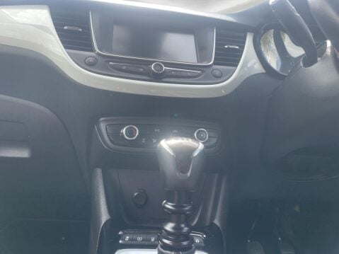 Vauxhall Crossland X 1.2 Turbo Griffin Euro 6 (s/s) 5dr 15