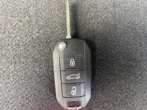 Vauxhall Crossland X 1.2 Turbo Griffin Euro 6 (s/s) 5dr 26