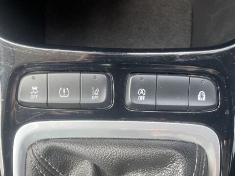 Vauxhall Crossland X 1.2 Turbo Griffin Euro 6 (s/s) 5dr 36