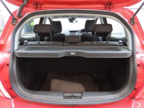 Vauxhall Viva 1.0i SE Euro 6 5dr (a/c) 13
