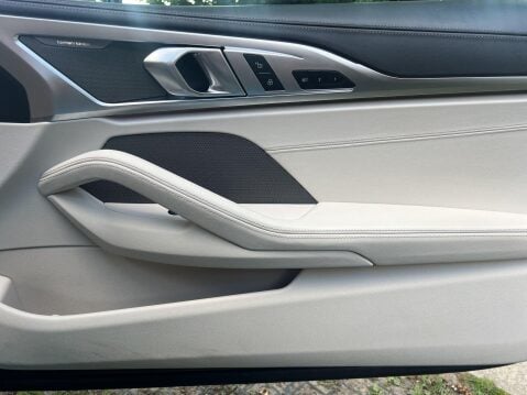 BMW 8 Series 3.0 840i Steptronic Euro 6 (s/s) 2dr 21