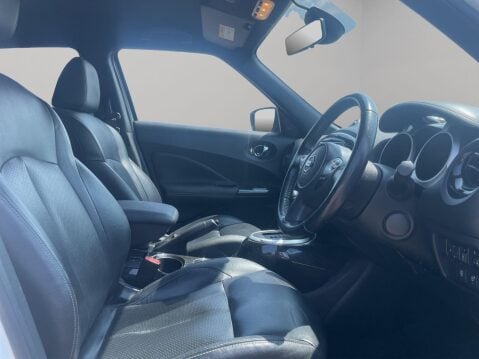 Nissan Juke 1.6 Tekna XTRON Euro 5 5dr 8