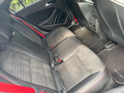 Mercedes-Benz A Class 2.0 A45 AMG SpdS DCT 4MATIC Euro 6 (s/s) 5dr 25