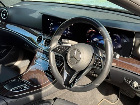 Mercedes-Benz E Class 2.0 E300e 13.5kWh AMG Line Edition G-Tronic+ Euro 6 (s/s) 4dr 2