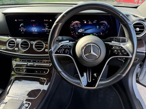 Mercedes-Benz E Class 2.0 E300e 13.5kWh AMG Line Edition G-Tronic+ Euro 6 (s/s) 4dr 28