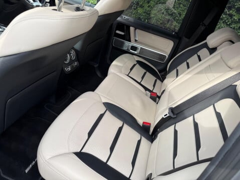 Mercedes-Benz G Class 4.0 G63 V8 BiTurbo AMG SpdS+9GT 4MATIC Euro 6 (s/s) 5dr 31