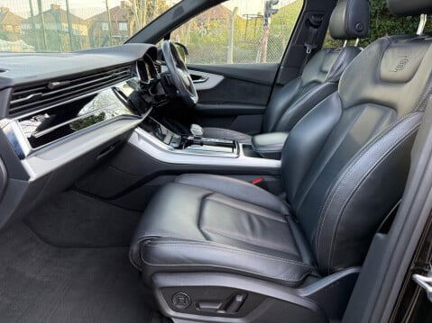 Audi Q7 3.0 TDI V6 50 S line Tiptronic quattro Euro 6 (s/s) 5dr 22