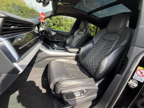 Audi SQ8 4.0 TDI V8 Tiptronic quattro Euro 6 (s/s) 5dr 23