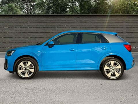 Audi Q2 2.0 TDI 30 S line S Tronic Euro 6 (s/s) 5dr 11