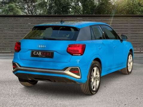 Audi Q2 2.0 TDI 30 S line S Tronic Euro 6 (s/s) 5dr 15