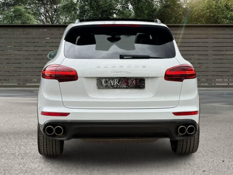 Porsche Cayenne 4.2 TD V8 S TiptronicS 4WD Euro 5 (s/s) 5dr 14