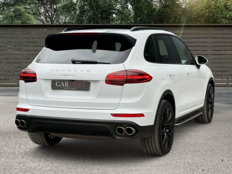 Porsche Cayenne 4.2 TD V8 S TiptronicS 4WD Euro 5 (s/s) 5dr 15