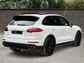 Porsche Cayenne 4.2 TD V8 S TiptronicS 4WD Euro 5 (s/s) 5dr 16