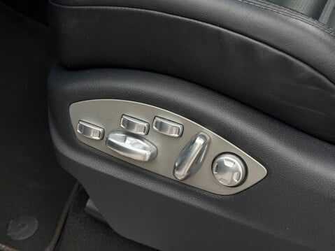 Porsche Cayenne 4.2 TD V8 S TiptronicS 4WD Euro 5 (s/s) 5dr 30