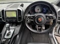 Porsche Cayenne 4.2 TD V8 S TiptronicS 4WD Euro 5 (s/s) 5dr 28