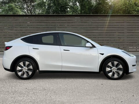 Tesla Model Y (Dual Motor) Long Range Auto 4WDE 5dr 5