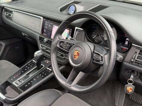 Porsche Macan 2.9T V6 GTS PDK 4WD Euro 6 (s/s) 5dr 2