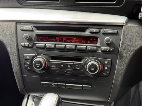BMW 1 Series 2.0 120d M Sport Steptronic Euro 5 5dr 29