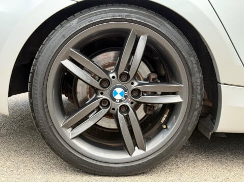 BMW 1 Series 2.0 120d M Sport Steptronic Euro 5 5dr 34