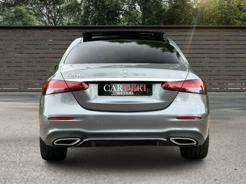 Mercedes-Benz E Class 2.0 E220d AMG Line Night Edition (Premium Plus) G-Tronic+ Euro 6 (s/s) 4dr 14