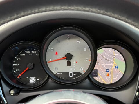Porsche Macan 3.0T V6 S PDK 4WD Euro 6 (s/s) 5dr 35