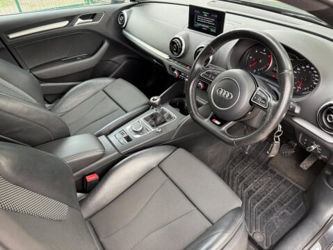 Audi A3 2.0 TDI S line Euro 6 (s/s) 4dr 17