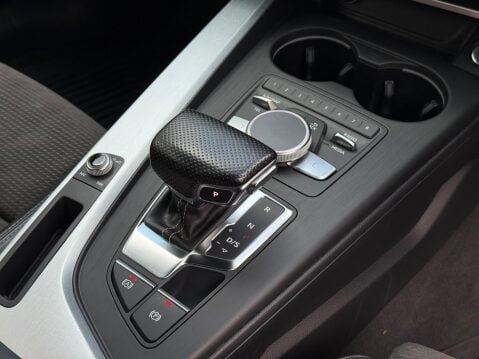 Audi A5 2.0 TDI S line S Tronic quattro Euro 6 (s/s) 2dr 29